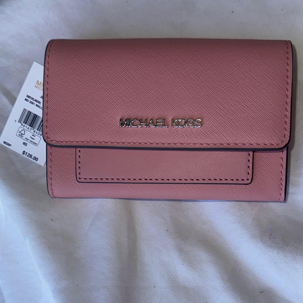 NWT - Michael Kors Primrose Leather Fold Wallet.